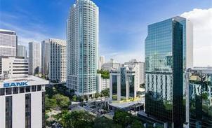 Luxusní byt s ohromujícím výhledem na prodej v Miami na Floridě